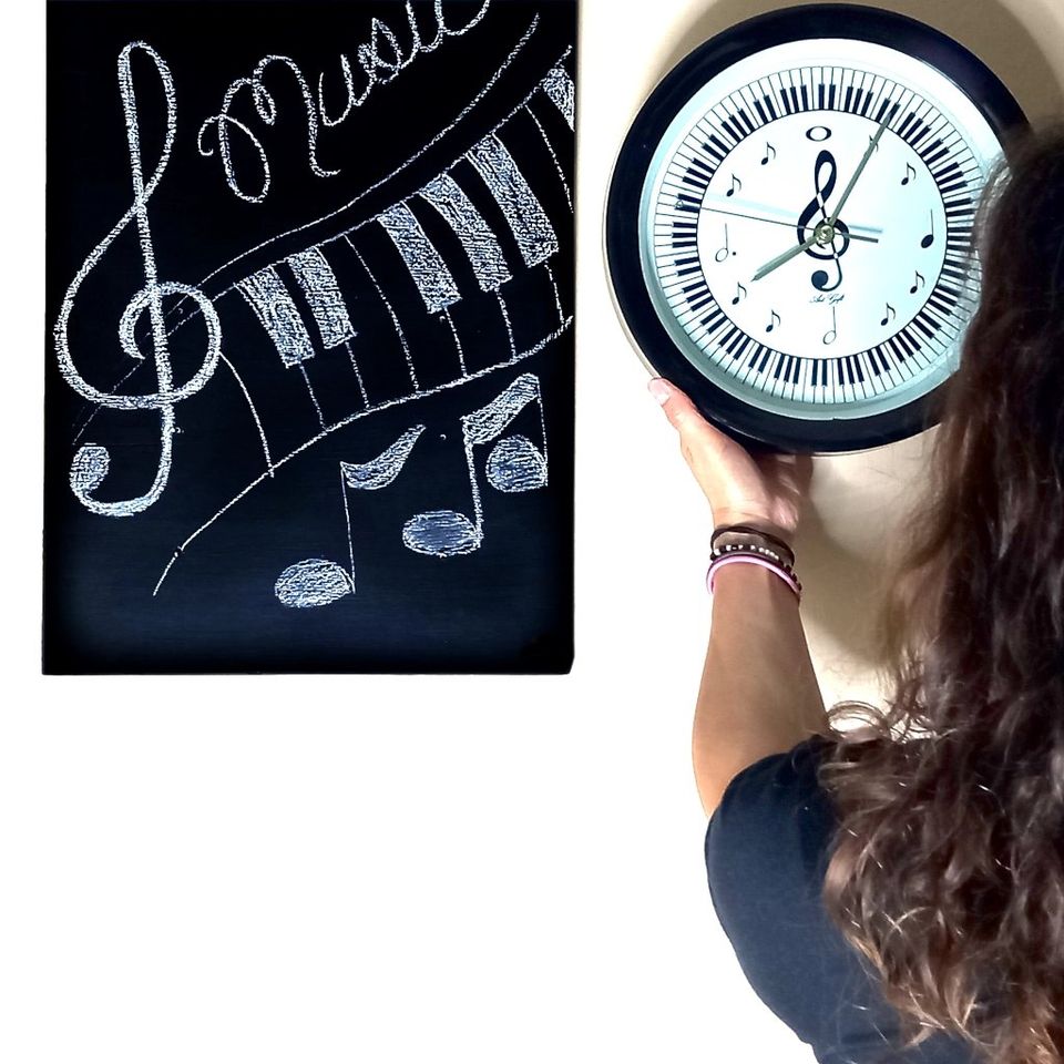 Reloj de pared decorativo